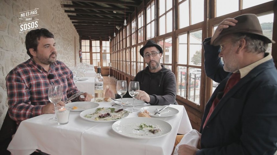 Gesaltza Añanako Palacio jatetxean izan dira Ander, Gorka Aginagalde eta Ramon.