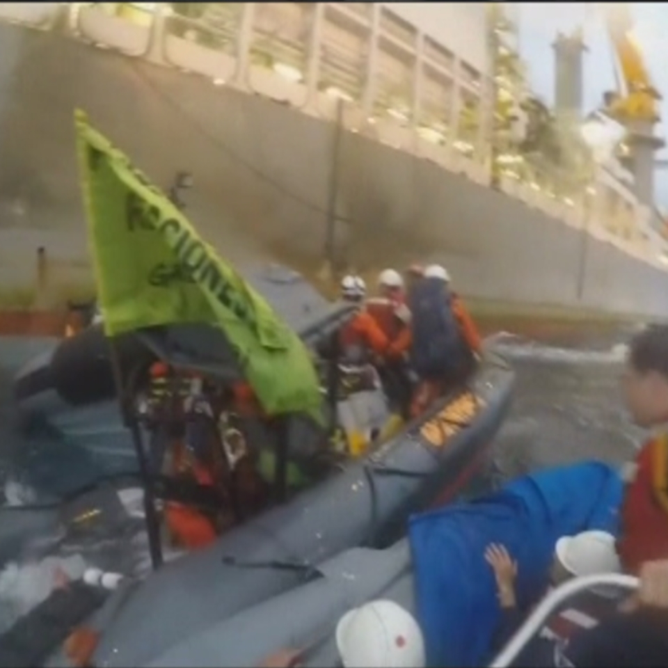 Greenpeace gobernuz kanpoko erakundearen protesta ekitaldia Kanariar uharteetan. Argazkia: EiTB