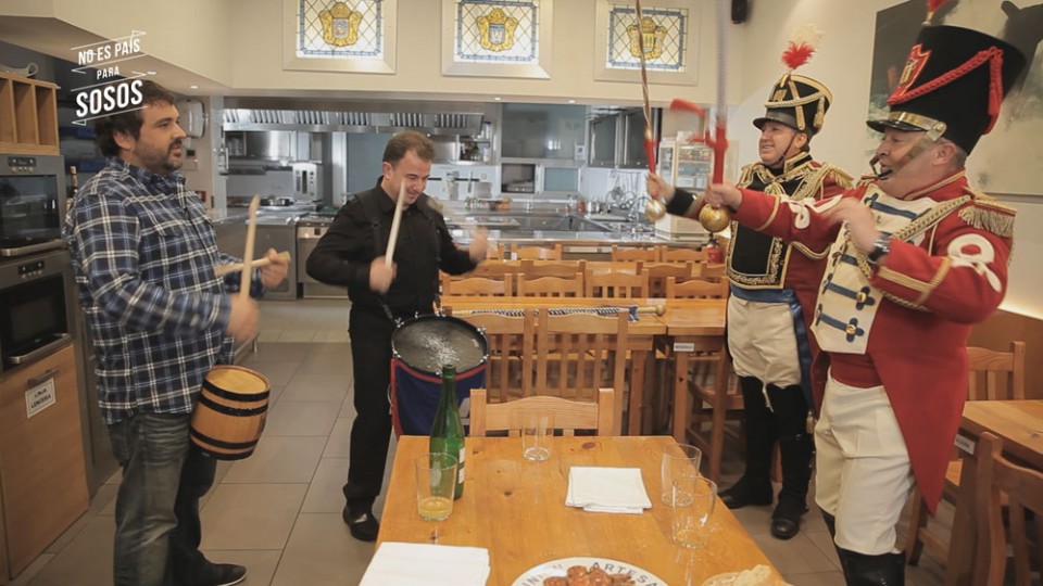 Martin Berasategi, Gaztelubideko elkarteko danborradako kidea 