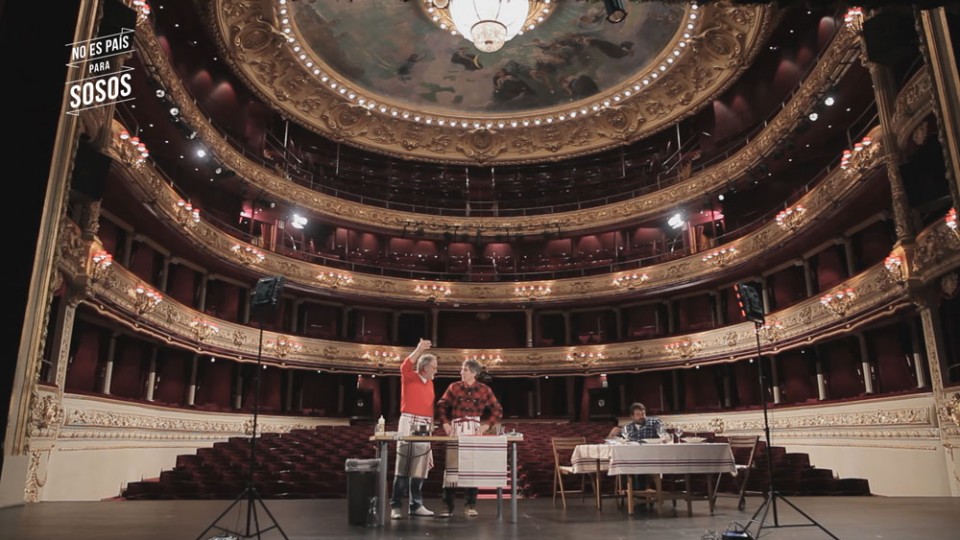 Azken lehia, Victoria Eugenia Antzokian