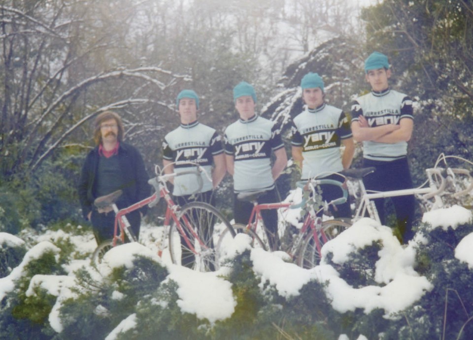 Urrestillako txirrindulari taldearekin. Urrestilla, 1976