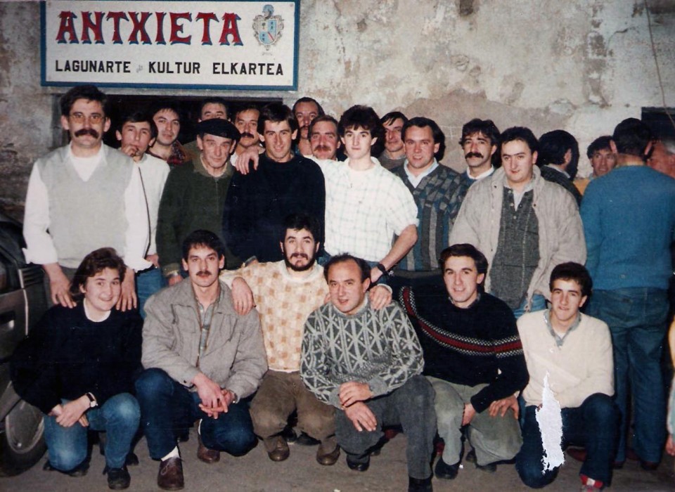 Urrestillako lagunak Marinorekin. 1988