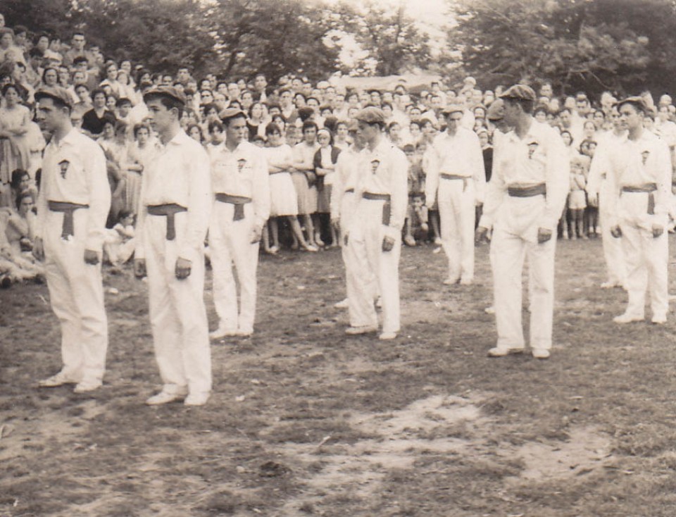 Goizargi dantza taldea, sanmartzialetan. Bergara, 1960 