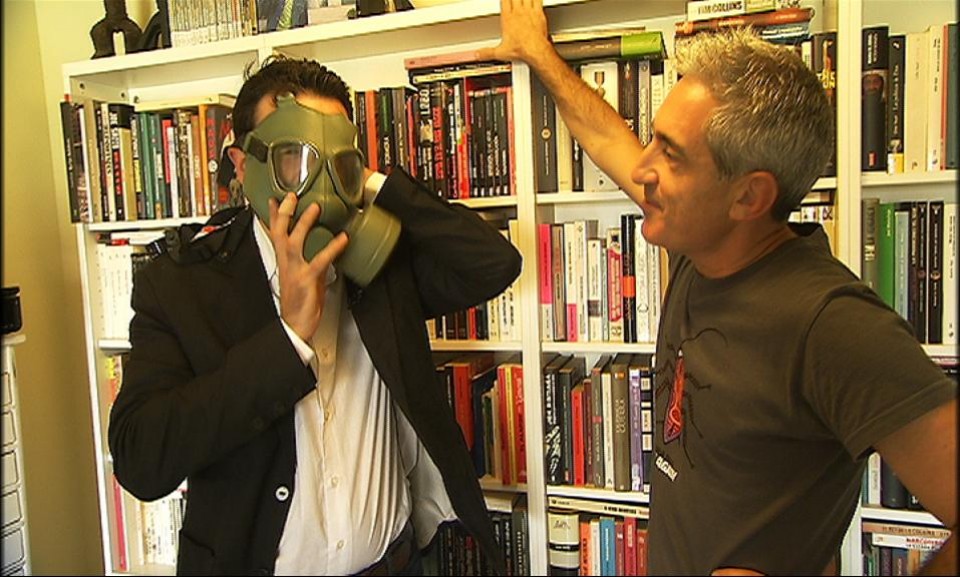 Iñaki López y Jon Sistiaga de tertulia durante la grabación