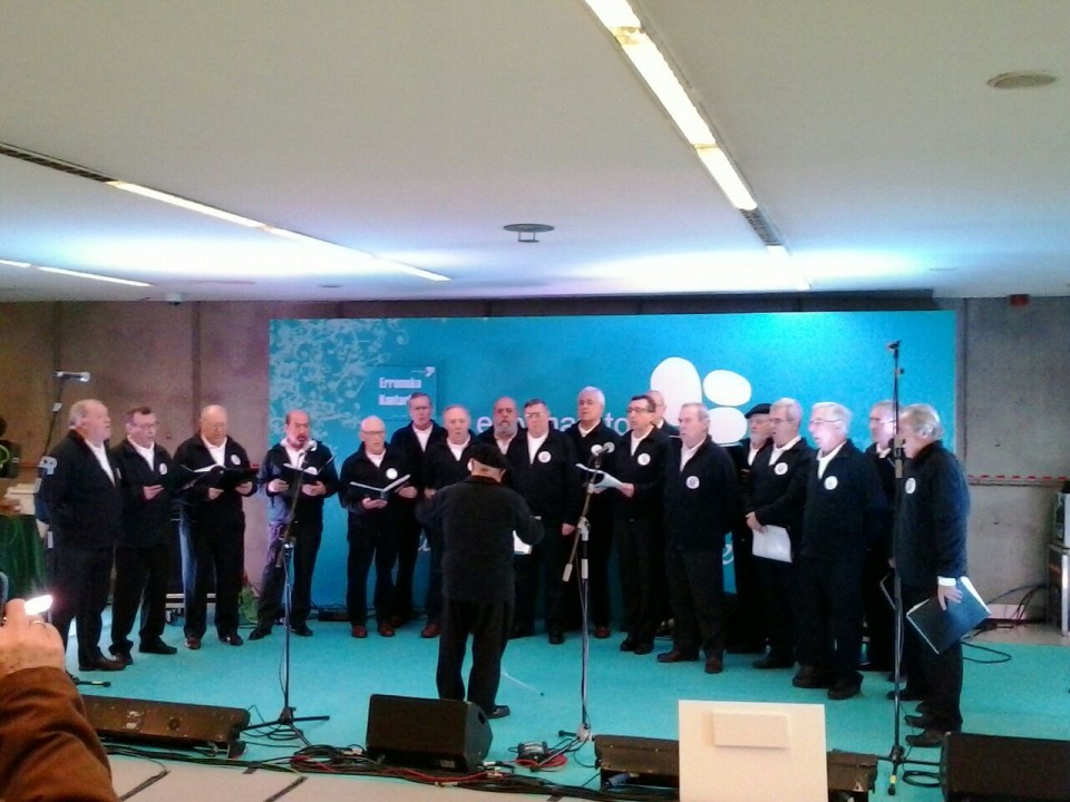 Erromoko Kantariak ofrecen un recital en el maratón musical