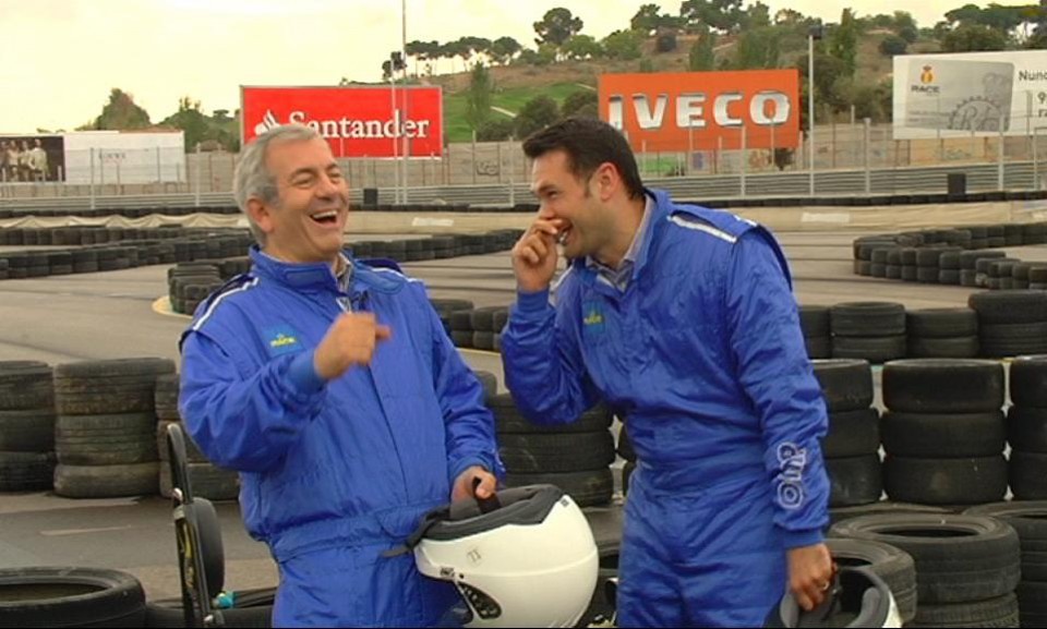 Divirtiendose en el circuito del Jarama