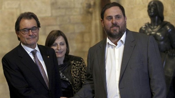 El president Artur Mas, Carme Forcadell (ANC) y Oriol Junqueras (ERC). EFE