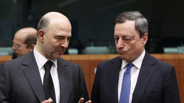 Pierre Moscovici eta Mario Draghi. Argazkia: EFE