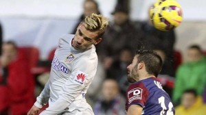 El Atlético y el barro ahogan al Eibar (1-3)