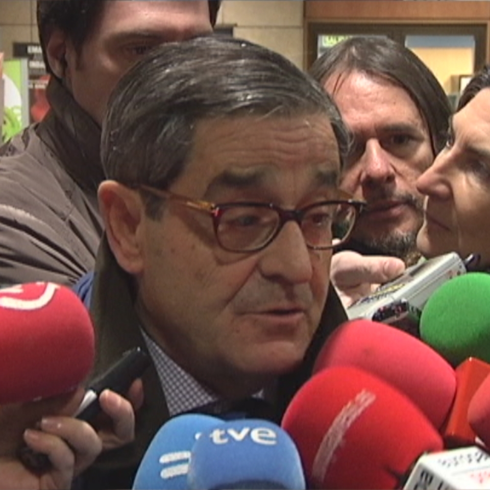 Mario Fernández a su llegada al Palacio de Justicia.