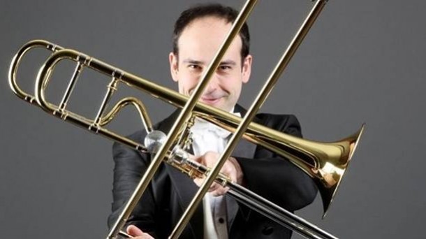 Unai Urretxo de Arrasate a Corea del Sur, pasando por Varsovia 