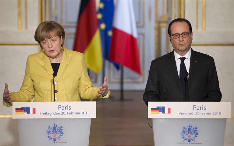 Merkel eta Hollande aldebiko bilera egin eta gero Parisen. Argazkia: EFE