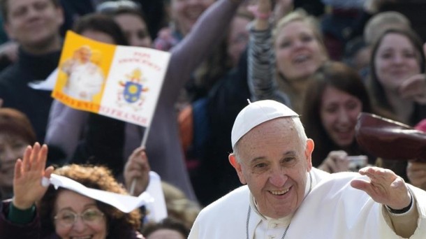 El papa Francisco durante la audiencia general de hoy. Foto: EFE