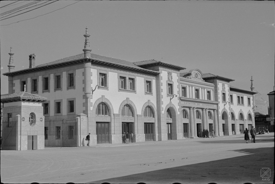 Año 1950. autor JM Parra