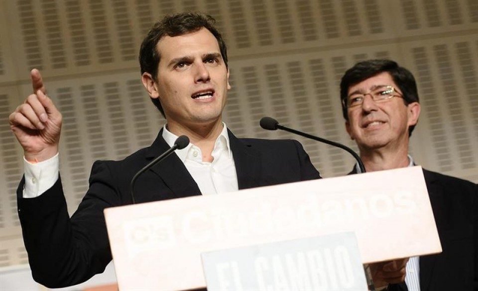 Rivera, junto a Marín, líder de Ciudadanos en Andalucía. Foto: EFE