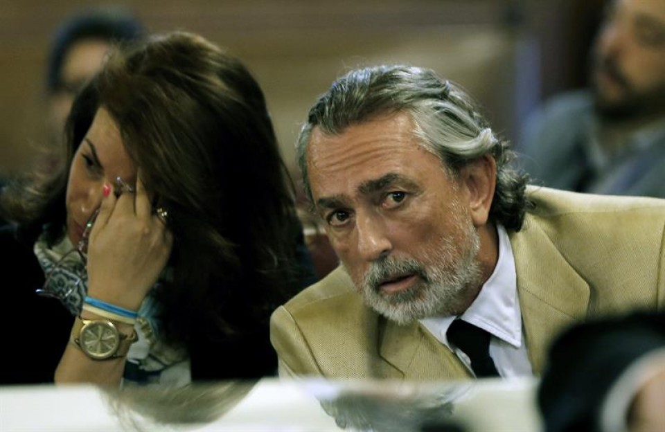 Francisco Correa eta Monica Magariños, Correaren enpresetako langile ohia, epaiketan. Irudia: EFE
