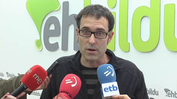 Julen Arzuaga EH Bilduko legebiltzarkidea. EiTB