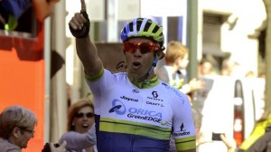 Matthews gana la primera etapa. Foto: EFE