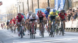 Felline gana la segunda etapa. Foto: EFE