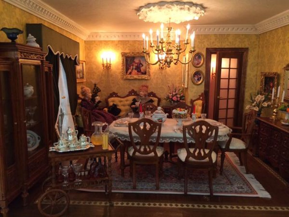 Exposición de casas de muñeca en Dendaraba, 10.04.2015