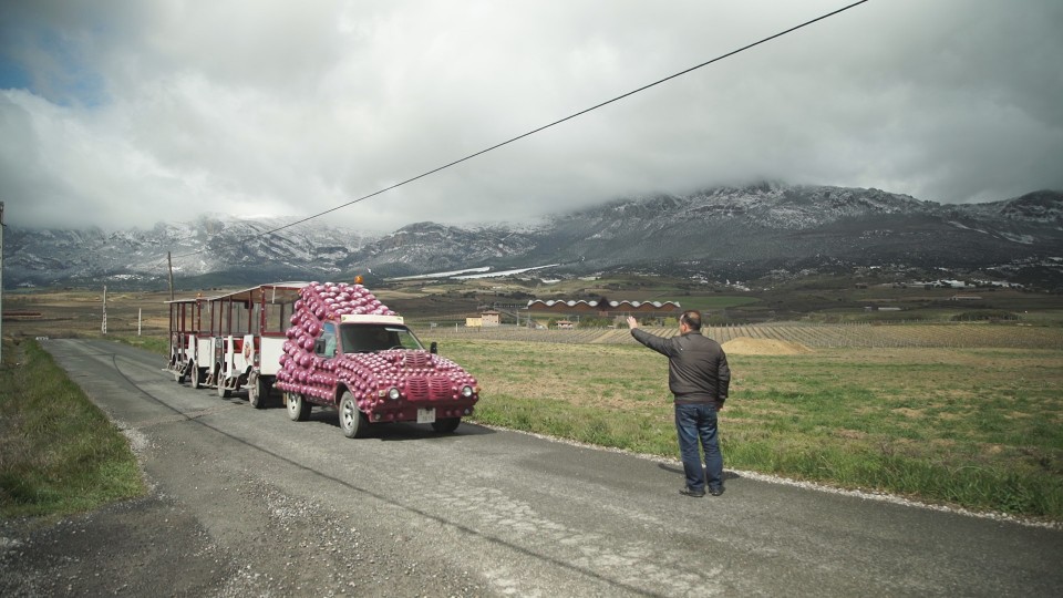 Anderrek Guardiako mahats-autoa gidatu du