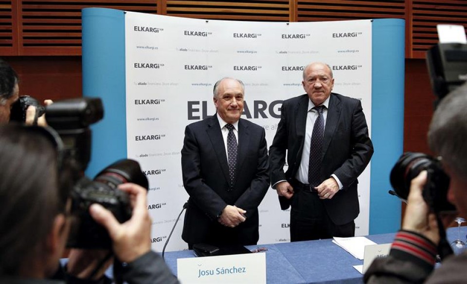 Josu Sánchez y Victor Ibarretxe, presidente y director de Elkargi, respectivamente. EFE. 