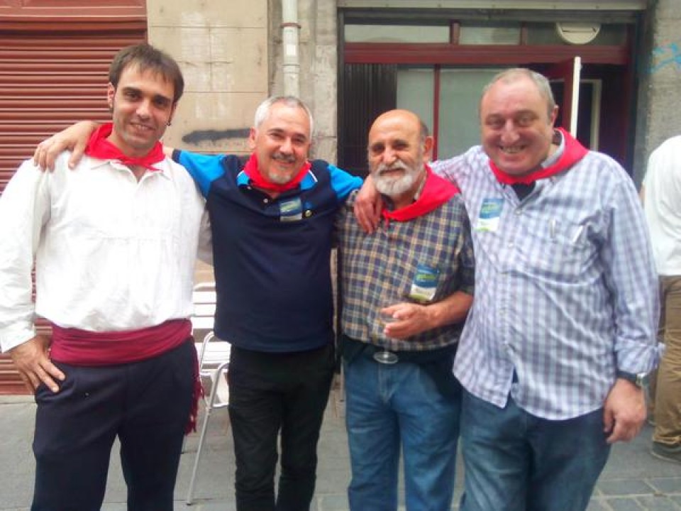 El candidato de EH Bildu a diputado general de Bizkaia,Josu Unanue, en 'ochomayos' de Orduña. Foto: @unanuejosu
