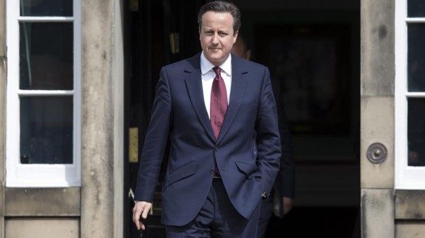 David Cameron Britainia Handiko lehen ministroa.