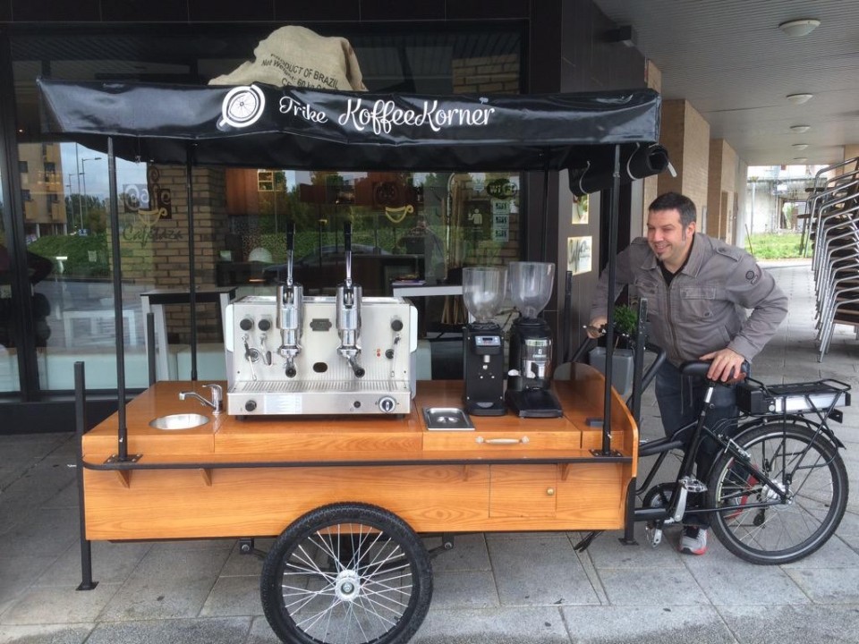 La nueva propuesta de Honorio García barista  promotor de Café Taza, en Salburua. Kaffe Korner, 20.05.2015