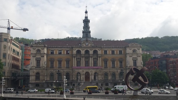 El Ayuntamiento de Bilbao. EiTB
