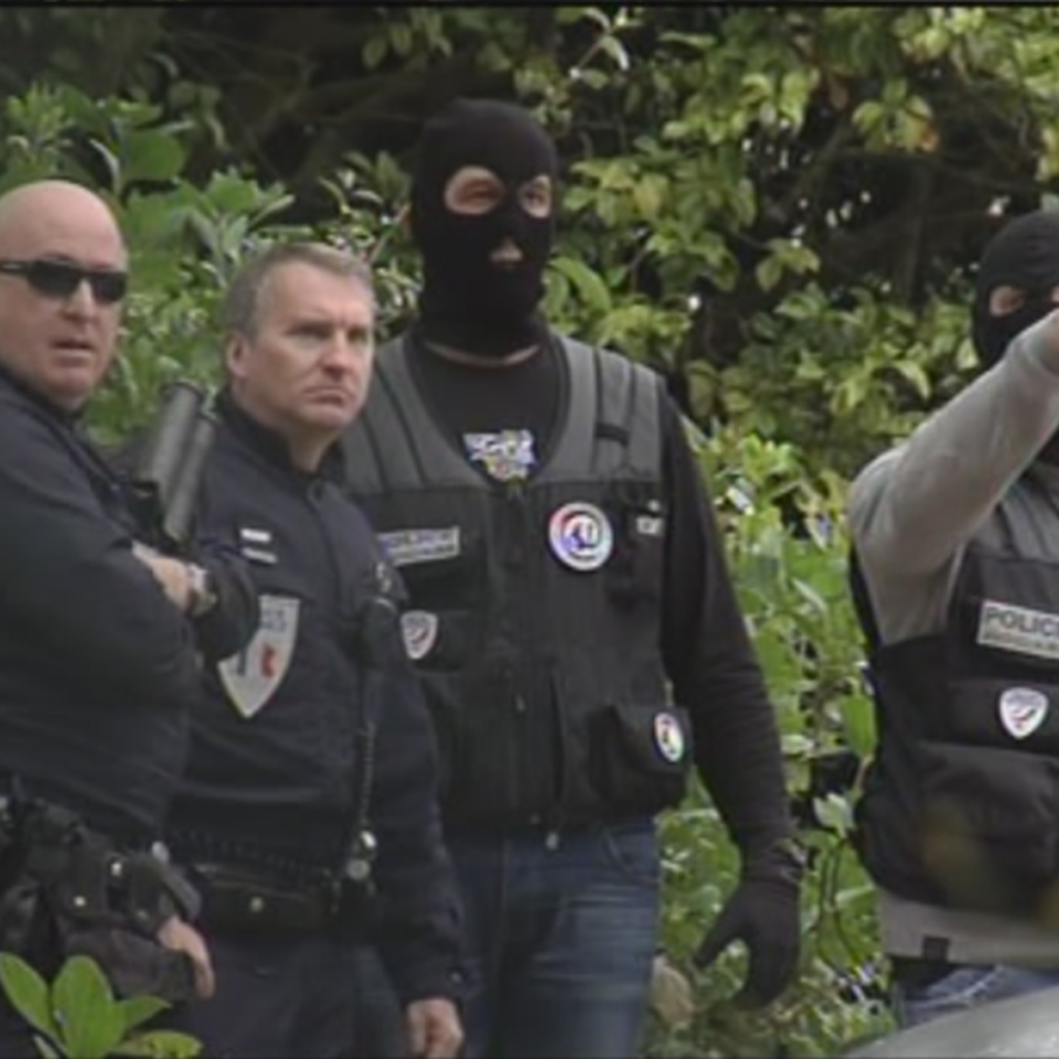 Dos personas detenidas en la operación policial contra ETA en Biarritz