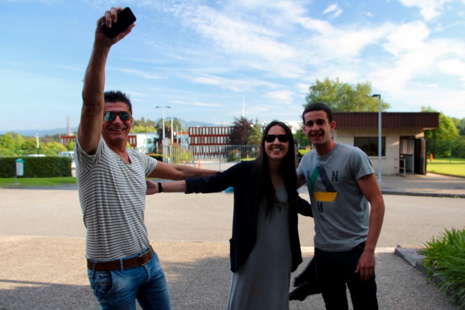 Manu, Sergio y Andrea. Foto: EITB