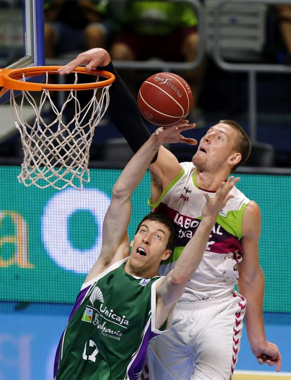 unicaja laboral kutxa baskonia efe