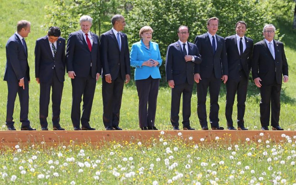Merkelek G7ko buruzagi guztiak hartu ditu Bavarian. Argazkia: EFE