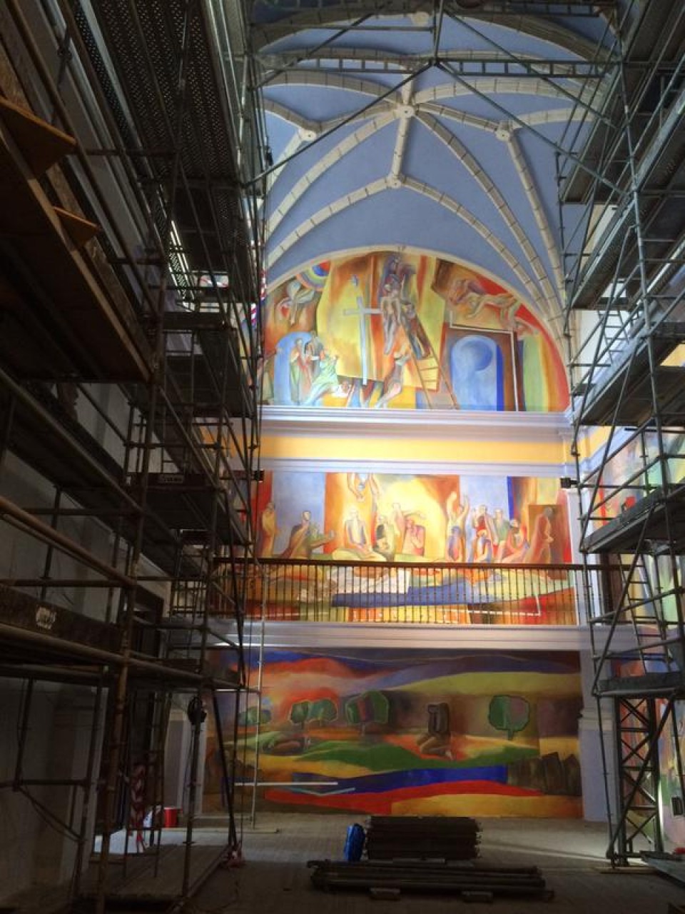 Nuevos murales de la iglesia de Antezana, 23.04.2015