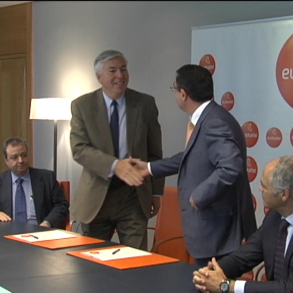 Alba invierte 96,4 millones para tomar un 8 % de Euskaltel