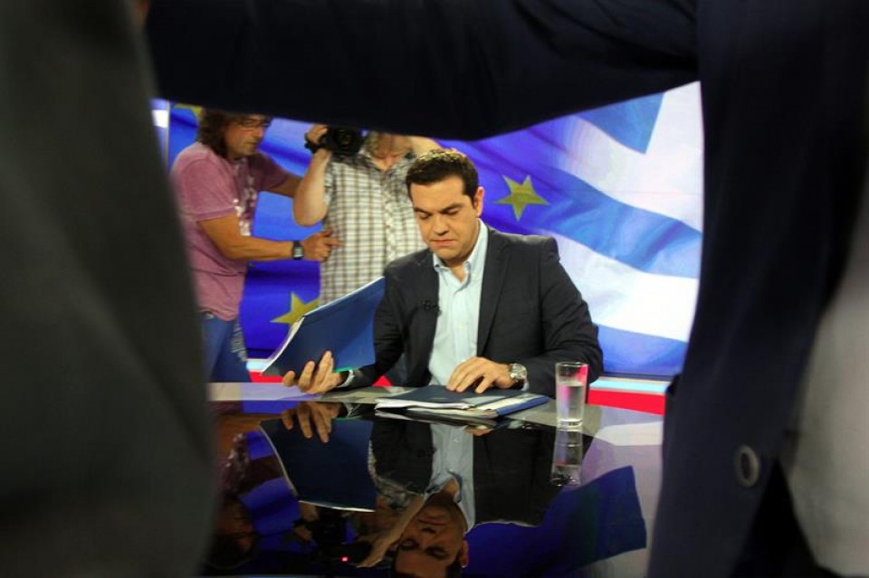 Alexis Tsipras Greziako lehen ministroa, telebista publikoan. EFE
