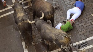 Fotos del encierro del 12 de julio 2015 | Imágenes del sexto encierro de San Fermín