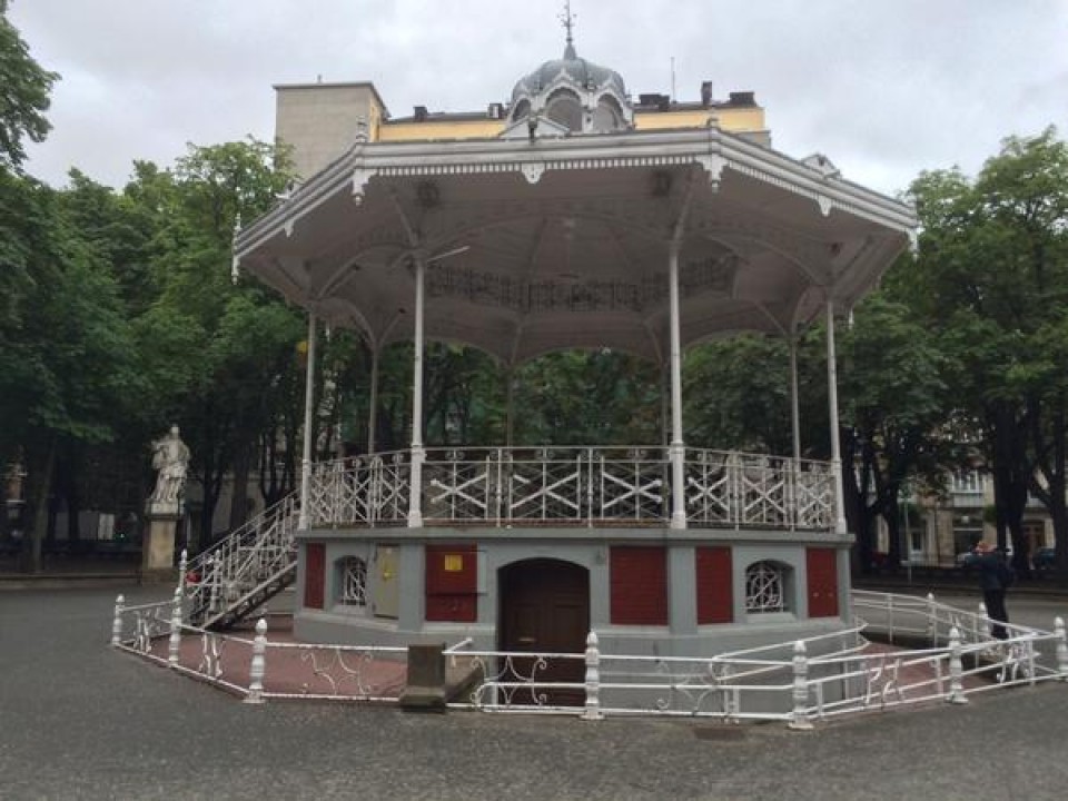 Los baños del quiosco de la Florida se reabren en verano, 22.07.2015