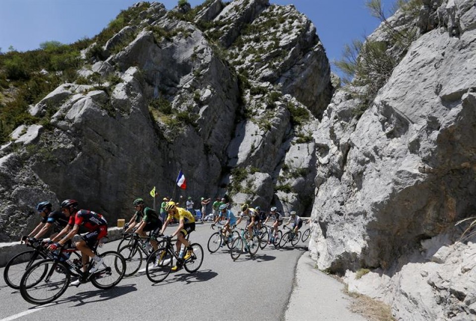 17ª etapa. Froome, en elpelotón