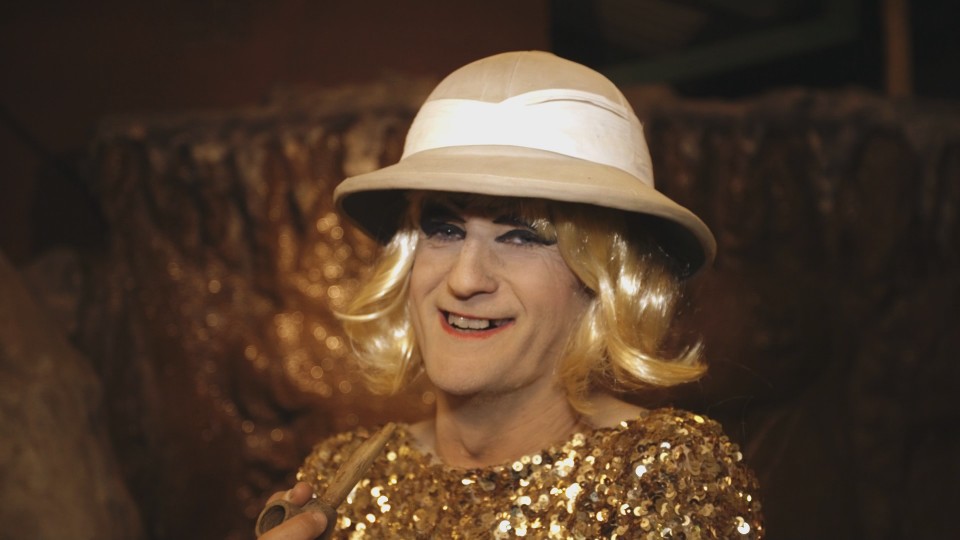 Yogurinha Borova, cantante y perfomer.