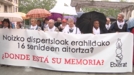 Etxeratek protesta egin du Memoriaren Etxearen atarian