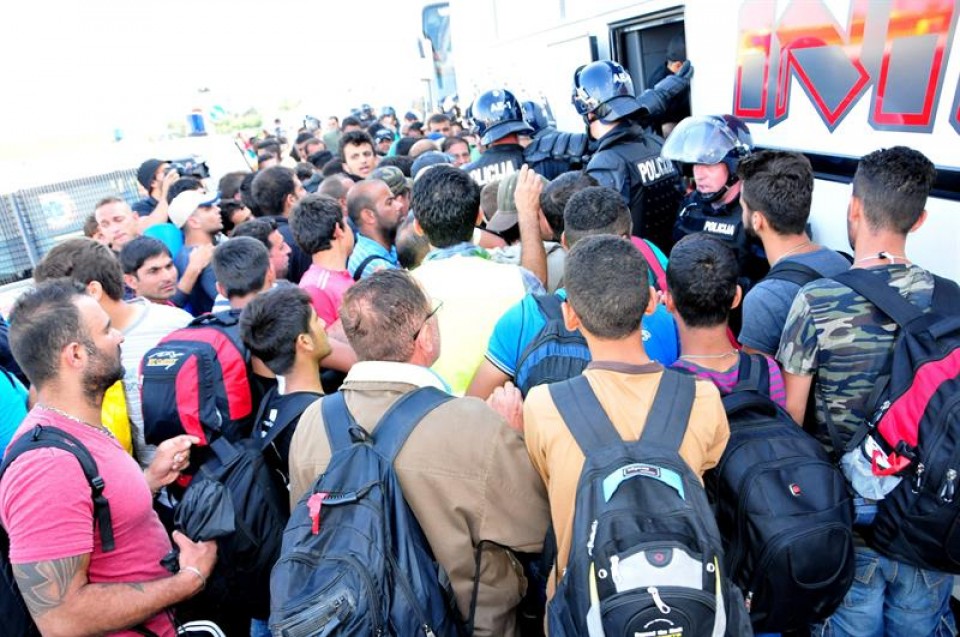 Croacia ha enviado a los refugiados en autobuses a Eslovenia y Hungría. Foto: EFE