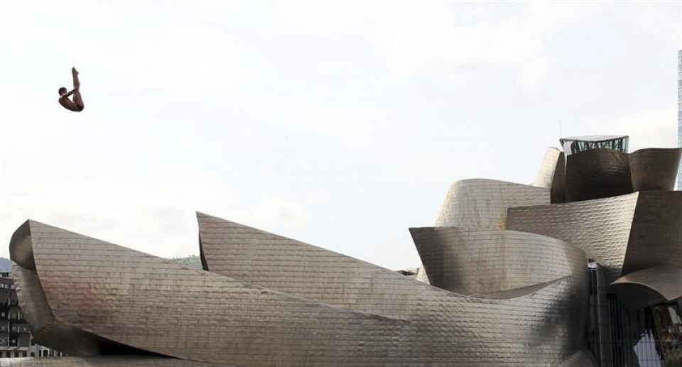 Red Bull Cliff Diving 2015, Bilbon. Argazkia: EFE.