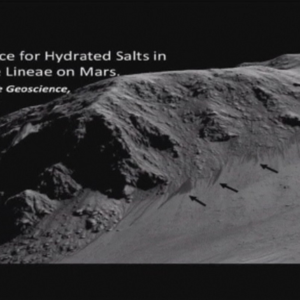 Los surcos lineales de Marte están formados por agua salada. Foto: NASA