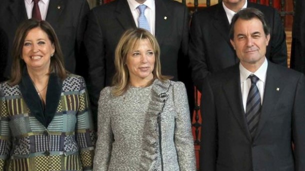 Irene Rigau, Joana Ortega y Artur Mas. Artxiboko argazkia: EiTB