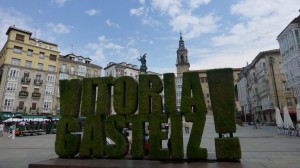 Paseo por la antigua Gasteiz y análisis de los premios Ig-nobel