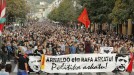 Miles de personas piden poner en libertad a Otegi y Díez Usabiaga