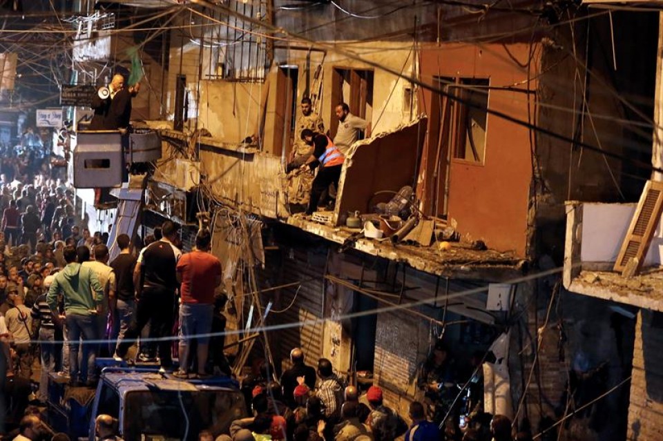 Desperfectos causados por los dos ataque suicidas perpetrados en Beirut (Líbano). Foto: EFE