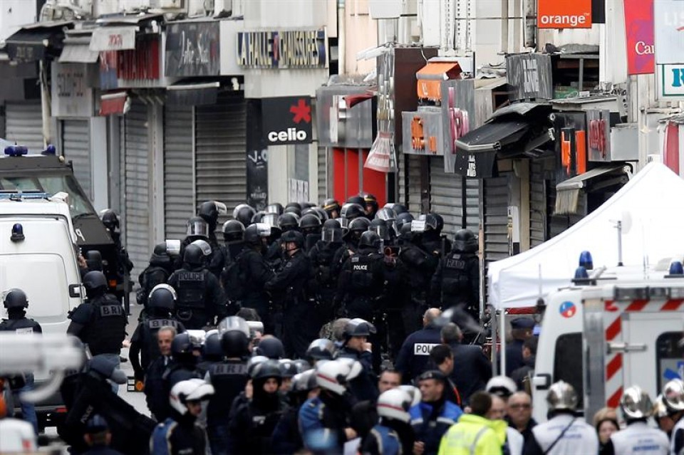 La operación en Saint Denis se salda con 7 detenidos y 2 muertos